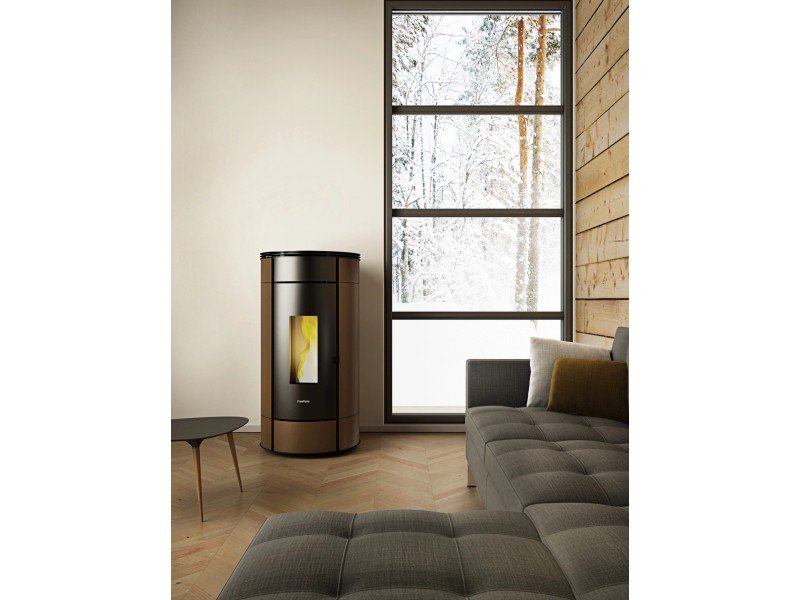 Freepoint Pelletofen Globe Stahl Braun 10,5 kW mit Automatik